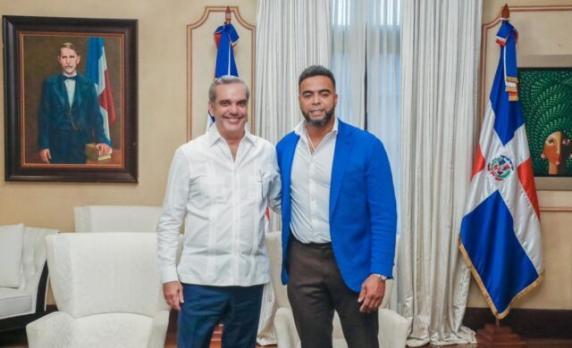 LuisAbinader-NelsonCruz-1140x694