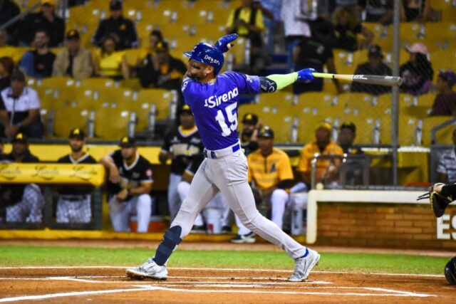 luisbarrera-Tigres del Licey