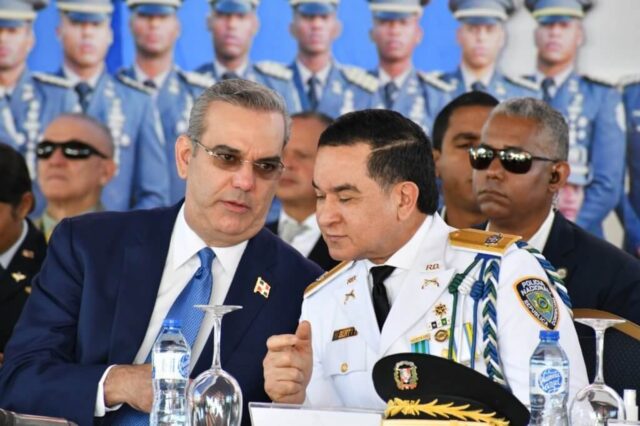 Abinader-Policia1024x682