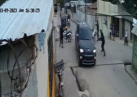 SIlviaPenalo-Policiasas-22.46.23