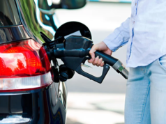 Gobierno mantiene sin variación precios de los combustibles