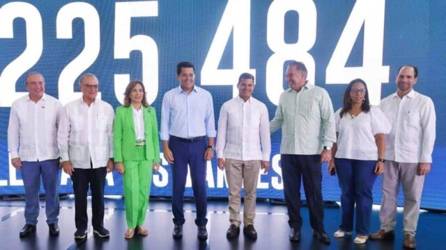 Turismo-1.3-millones-de-turistas.45-896-504