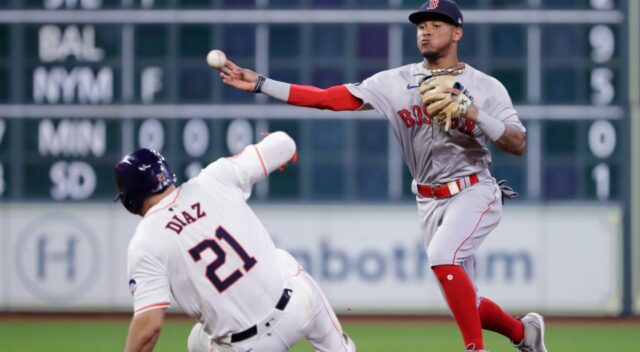 RedSoxRafaela-1040x572-1
