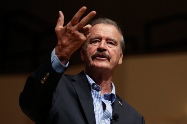 VicenteFoxsAAPbXZ