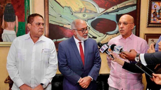 SociedaddeDiariosDominicanos3-896-504
