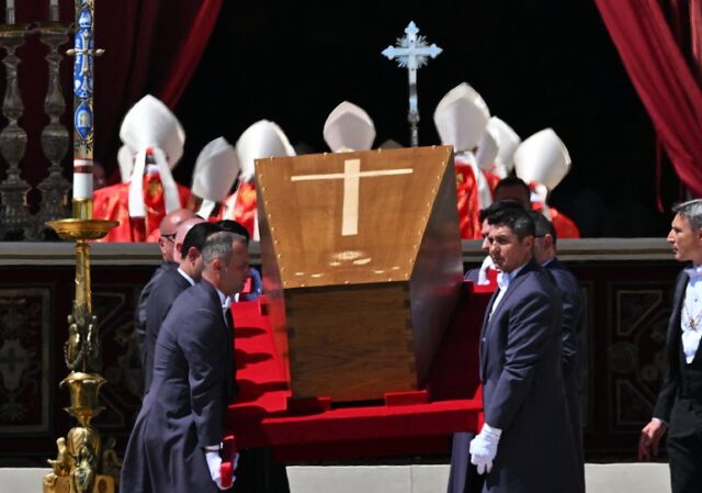 SepultanalPapaFranciscoReligionPopeFuneral-770x540