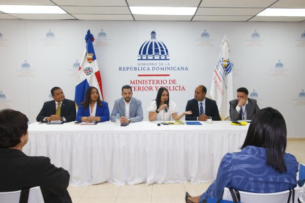 InteriorYpoliciaGOBERNADORAS-1-600x400