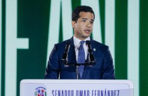 Omar somete resolución que procura la indexación salarial de hasta RD$52 mil