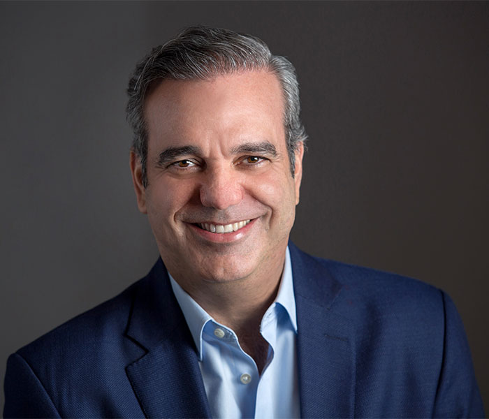 Abinader reafirma su compromiso con la transparencia y la lucha contra la corrupción