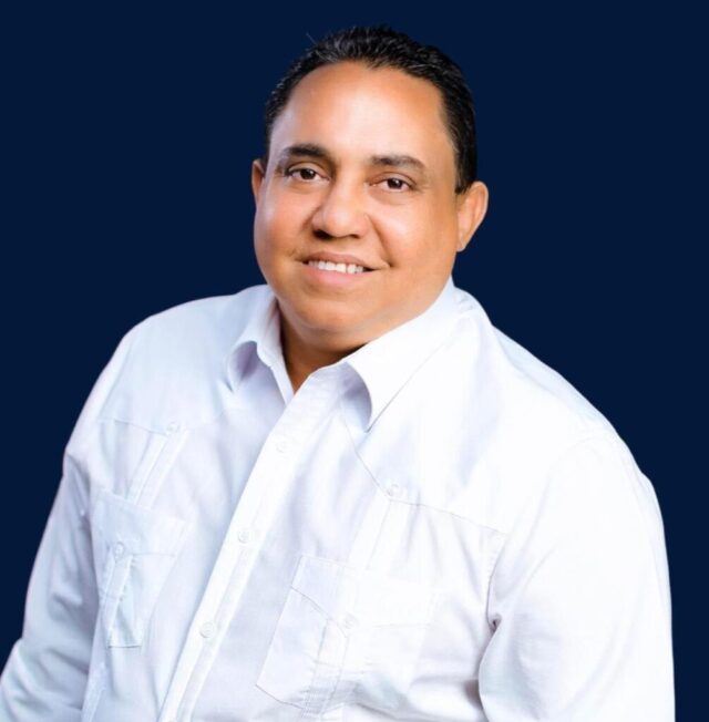 OrlandoMartinez.-2-1-1005x1024-1