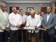 Instituto Gregorio Luperón recibe al geógrafo haitiano Jean-Marie Théodat, profesor de la Sorbona