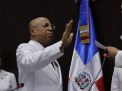 Alfredo Pacheco es juramentado por décima vez como presidente de la Cámara de Diputados
