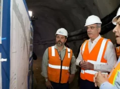Abinader supervisa drenaje de tres kilómetros para reducir inundaciones en la avenida Luperón